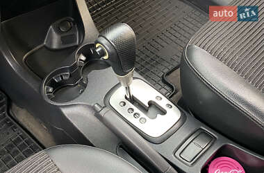 Позашляховик / Кросовер Kia Sportage 2006 в 