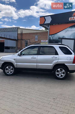 Позашляховик / Кросовер Kia Sportage 2008 в 