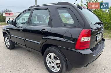 Позашляховик / Кросовер Kia Sportage 2006 в 