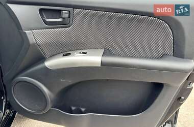Позашляховик / Кросовер Kia Sportage 2006 в 