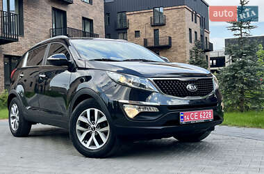 Позашляховик / Кросовер Kia Sportage 2015 в 