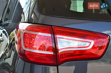 Позашляховик / Кросовер Kia Sportage 2012 в 