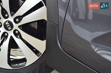 Позашляховик / Кросовер Kia Sportage 2012 в 