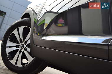 Позашляховик / Кросовер Kia Sportage 2012 в 