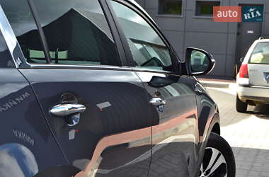 Позашляховик / Кросовер Kia Sportage 2012 в 