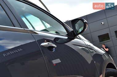 Позашляховик / Кросовер Kia Sportage 2012 в 
