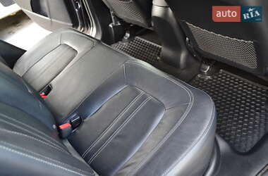 Позашляховик / Кросовер Kia Sportage 2012 в 