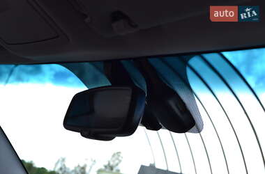 Позашляховик / Кросовер Kia Sportage 2012 в 