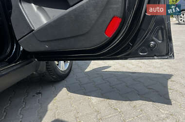 Позашляховик / Кросовер Kia Sportage 2010 в 