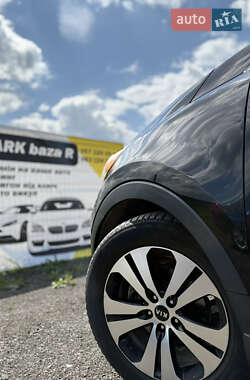 Внедорожник / Кроссовер Kia Sportage 2013 в 