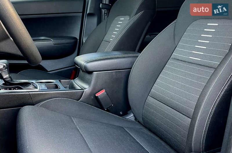 Позашляховик / Кросовер Kia Sportage 2020 в Львові