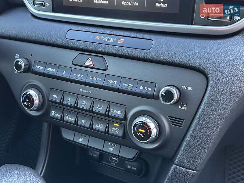 Внедорожник / Кроссовер Kia Sportage 2020 в Черновцах