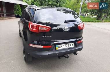 Позашляховик / Кросовер Kia Sportage 2012 в 