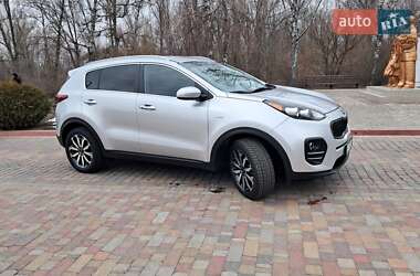 Внедорожник / Кроссовер Kia Sportage 2016 в 