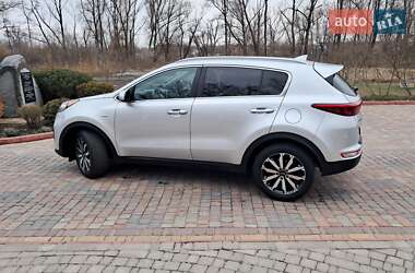 Внедорожник / Кроссовер Kia Sportage 2016 в 