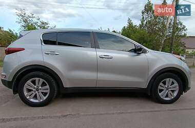 Позашляховик / Кросовер Kia Sportage 2016 в Лохвиці