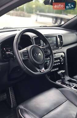Позашляховик / Кросовер Kia Sportage 2016 в 