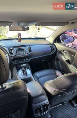 Внедорожник / Кроссовер Kia Sportage 2014 в 