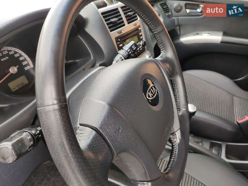 Внедорожник / Кроссовер Kia Sportage 2007 в Красилове