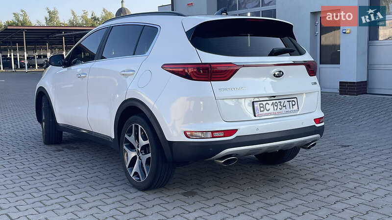 Внедорожник / Кроссовер Kia Sportage 2016 в Шептицькому