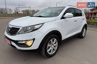 Позашляховик / Кросовер Kia Sportage 2013 в 