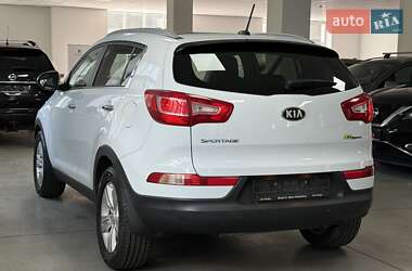 Внедорожник / Кроссовер Kia Sportage 2013 в 