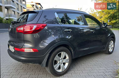 Позашляховик / Кросовер Kia Sportage 2012 в 