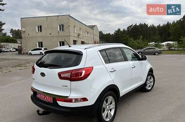 Внедорожник / Кроссовер Kia Sportage 2011 в 