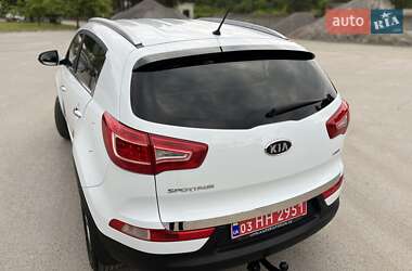 Внедорожник / Кроссовер Kia Sportage 2011 в 