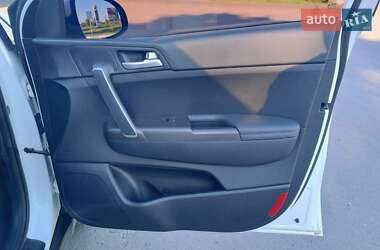 Внедорожник / Кроссовер Kia Sportage 2018 в 