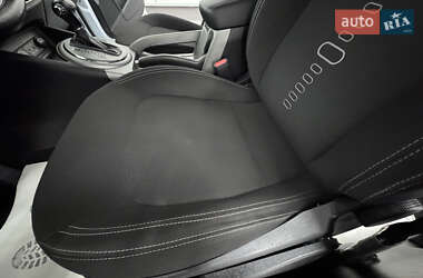 Внедорожник / Кроссовер Kia Sportage 2015 в 