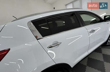 Внедорожник / Кроссовер Kia Sportage 2015 в 