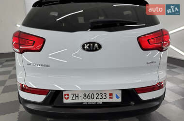 Внедорожник / Кроссовер Kia Sportage 2015 в 