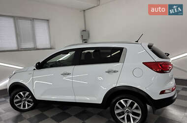 Внедорожник / Кроссовер Kia Sportage 2015 в 