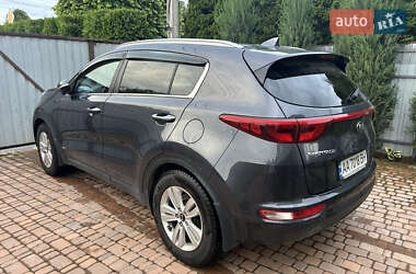 Позашляховик / Кросовер Kia Sportage 2017 в 