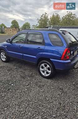 Внедорожник / Кроссовер Kia Sportage 2009 в 