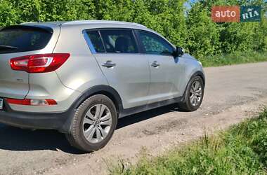 Позашляховик / Кросовер Kia Sportage 2012 в 