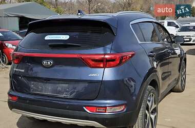 Внедорожник / Кроссовер Kia Sportage 2016 в 