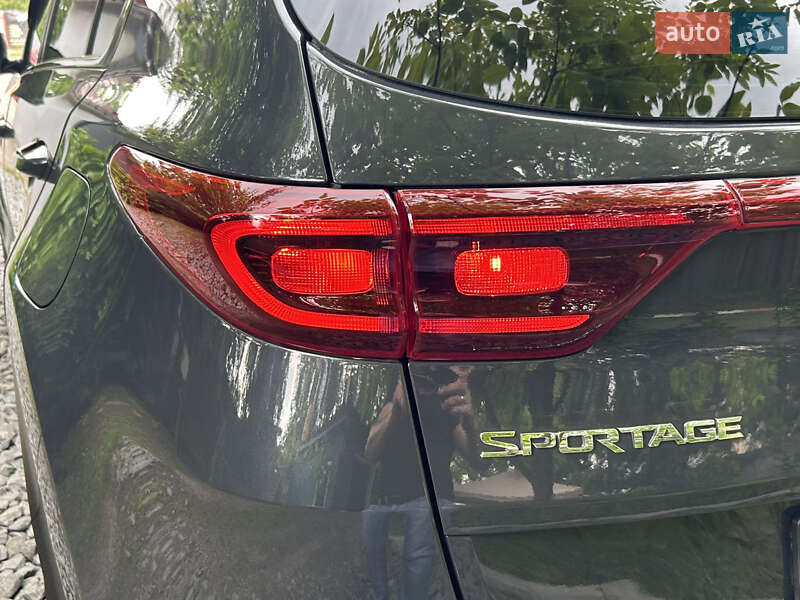 Позашляховик / Кросовер Kia Sportage 2020 в Львові