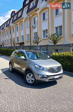 Внедорожник / Кроссовер Kia Sportage 2011 в 