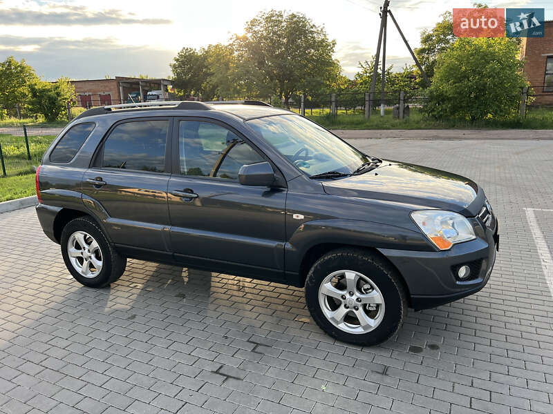 Внедорожник / Кроссовер Kia Sportage 2009 в Бершади