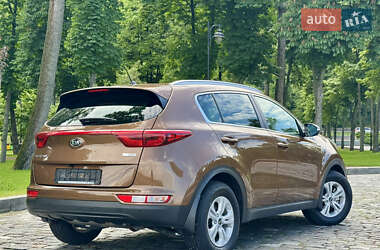 Позашляховик / Кросовер Kia Sportage 2017 в 