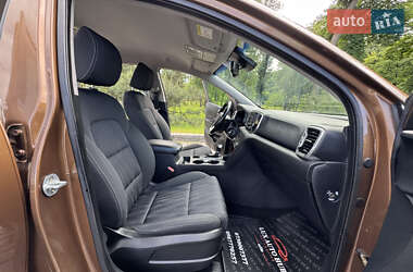 Позашляховик / Кросовер Kia Sportage 2017 в 