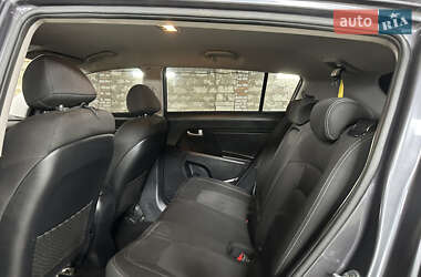 Внедорожник / Кроссовер Kia Sportage 2013 в 
