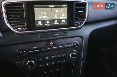 Внедорожник / Кроссовер Kia Sportage 2018 в 