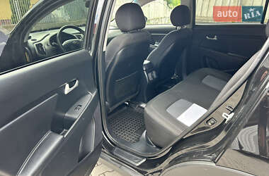 Внедорожник / Кроссовер Kia Sportage 2014 в 