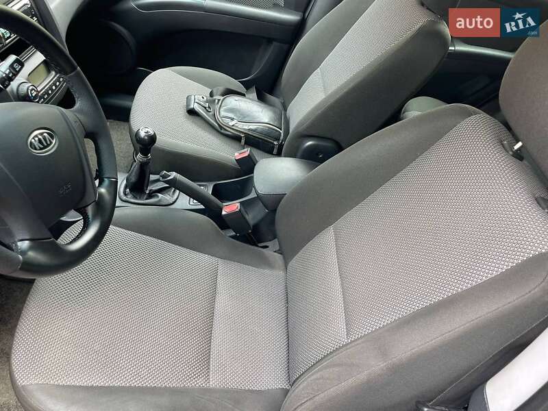 Внедорожник / Кроссовер Kia Sportage 2008 в Кривом Роге