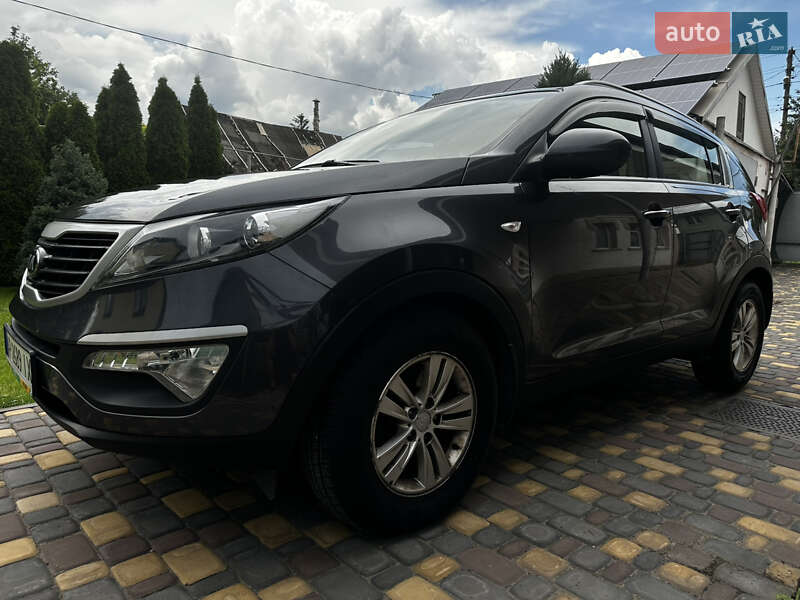 Внедорожник / Кроссовер Kia Sportage 2013 в Запорожье