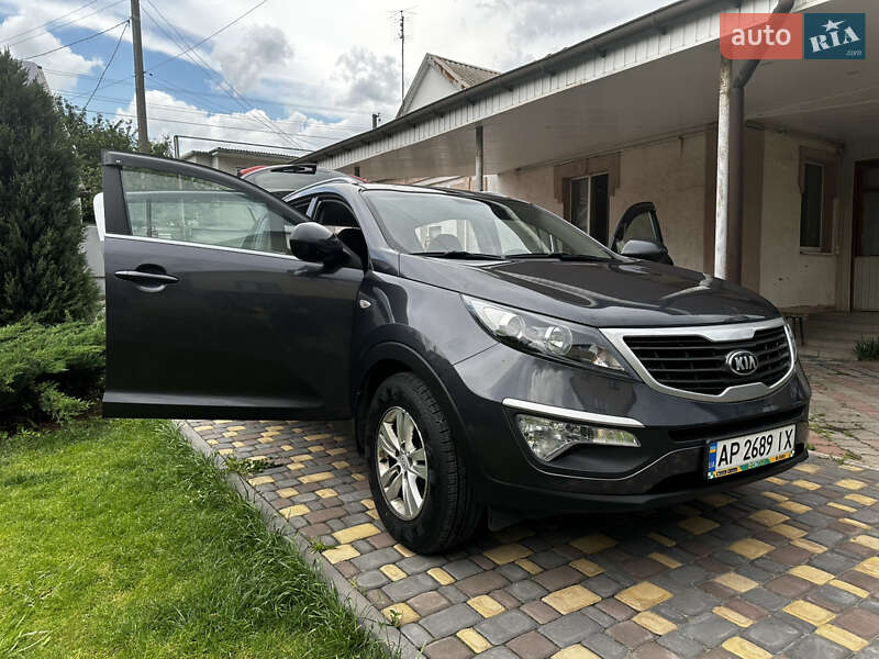 Внедорожник / Кроссовер Kia Sportage 2013 в Запорожье