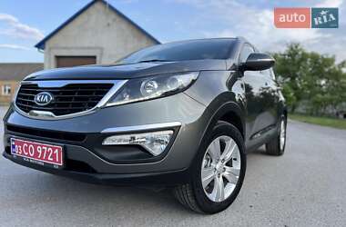 Внедорожник / Кроссовер Kia Sportage 2011 в 